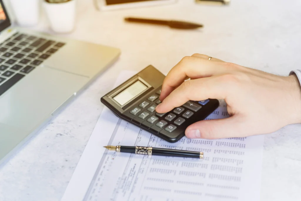 como se calcula la indemnización por despido improcedente