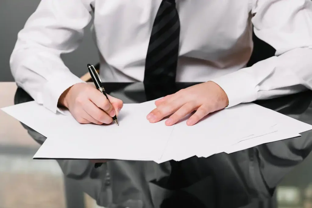 pacto de no competencia postcontractual jurisprudencia
